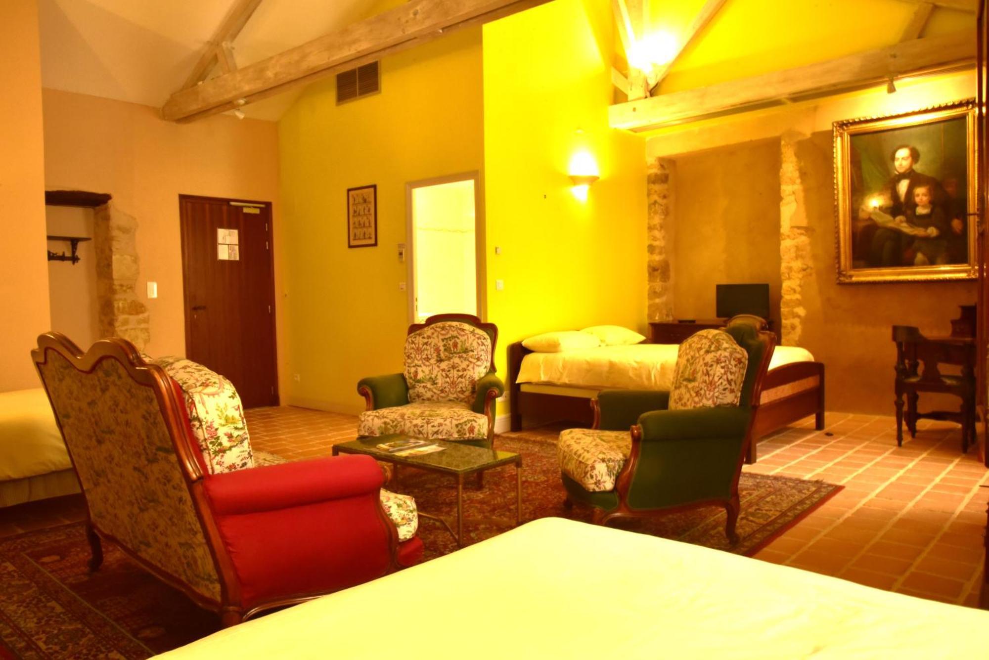 Logis Hotel Le Boudoir Бельвес Номер фото
